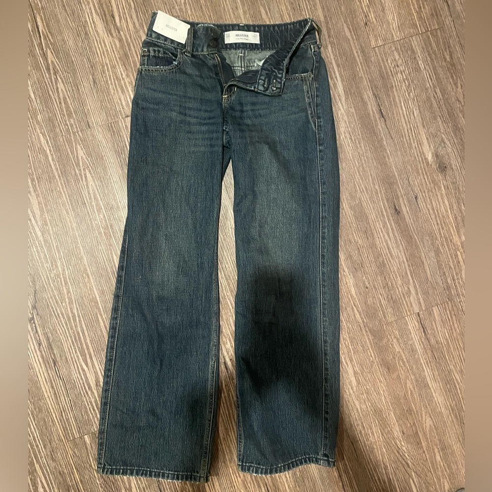 Hollister Low-Rise Baggy Jeans in Dark Blue